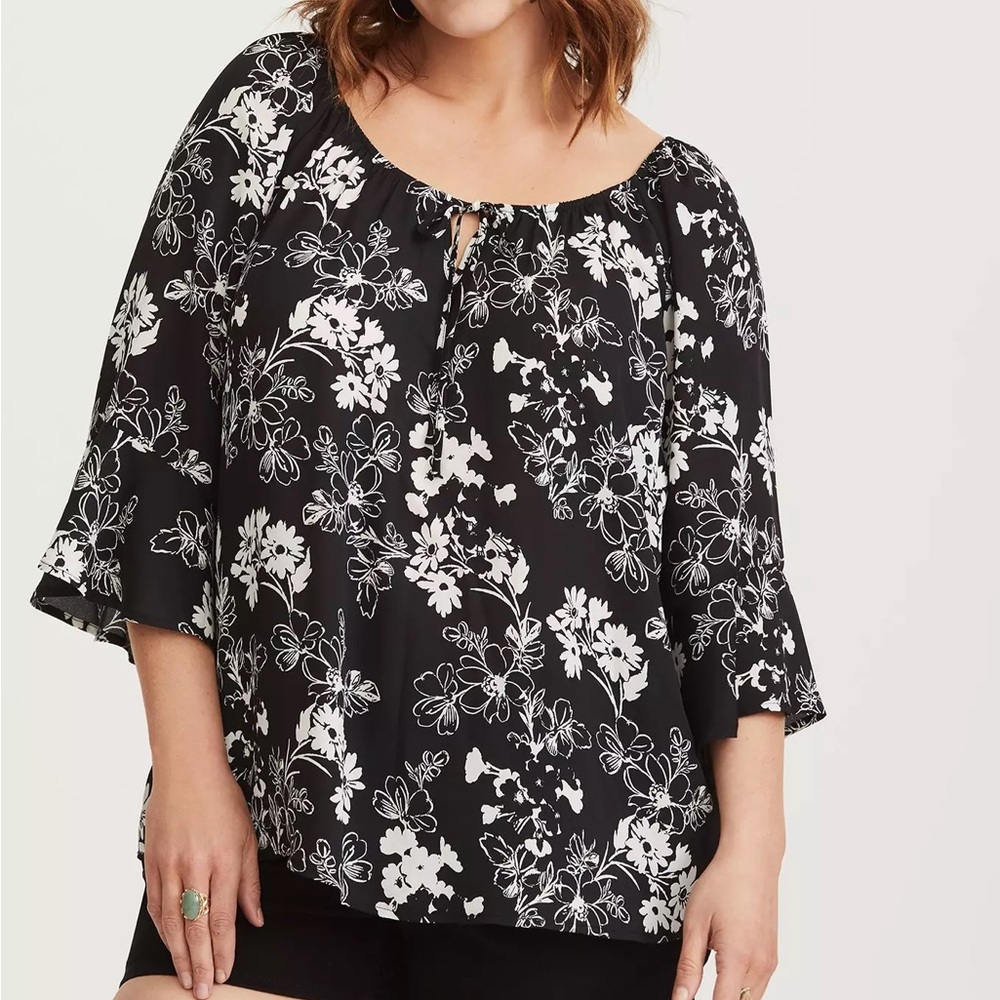 Torrid Floral Bell Sleeve Georgette Blouse Women's Size 0X Large Black and White